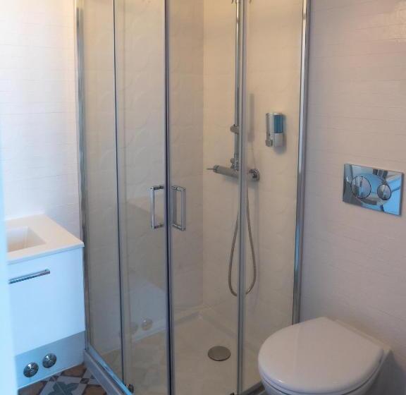 Номер Стандарт, Guest House Stories