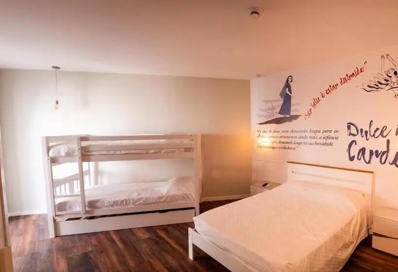 اتاق خانوادگی, Guest House Stories