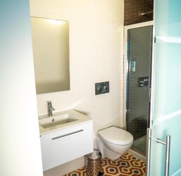 Номер Стандарт Трехместный, Guest House Stories