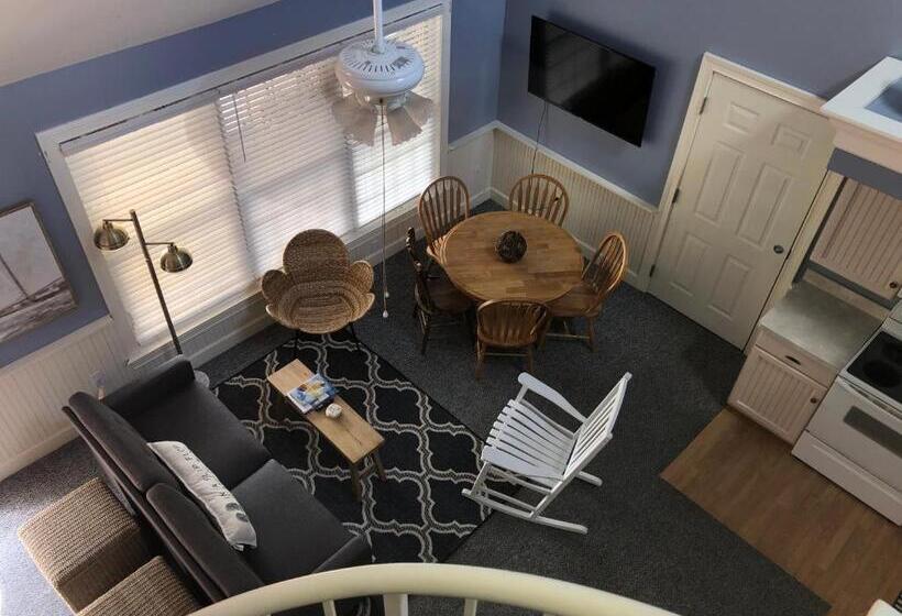 شقة غرفة نوم واحدة مزودة بشُرفة, Chapman House