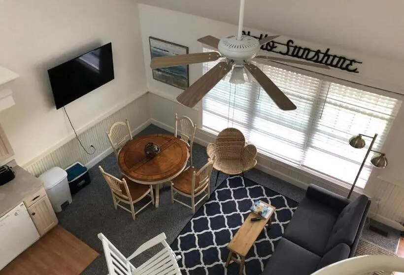 バルコニー付き１ベッドルームアパートメント, Chapman House