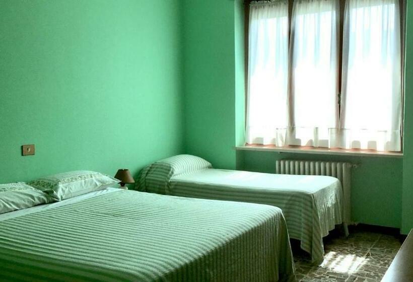 标准单人间, Albergo San Candido