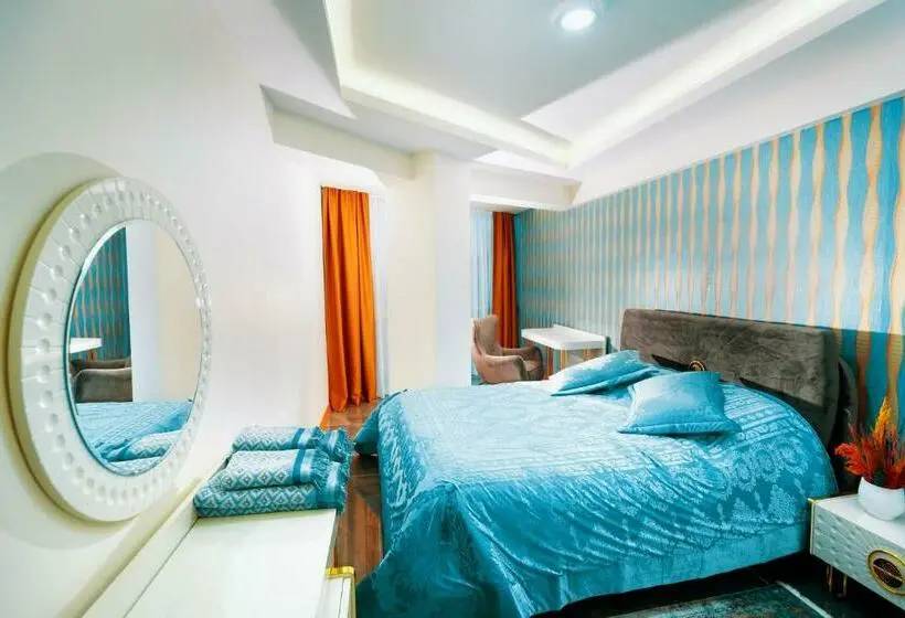 キングサイズベッドのスイートルーム, Continent Luxury Suites Sakarya