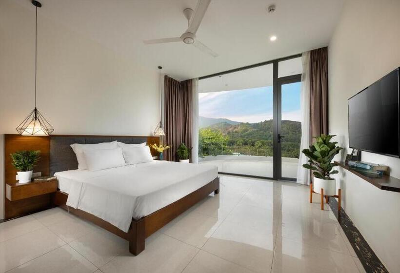 اتاق لوکس با تخت بزرگ, Ivory Villas And Resort