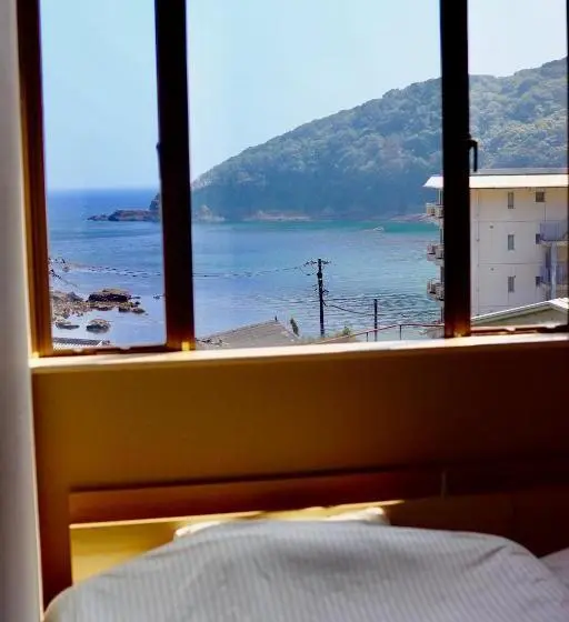 オーシャンビュースタンダードルーム, Guesthouse All You Need