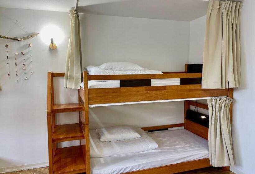 חדר משפחתי, Guesthouse All You Need