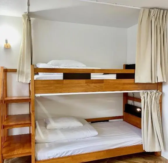 ファミリールーム, Guesthouse All You Need