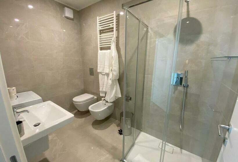 带1个卧室的带海景的公寓, Gli Scogli Luxury Residence