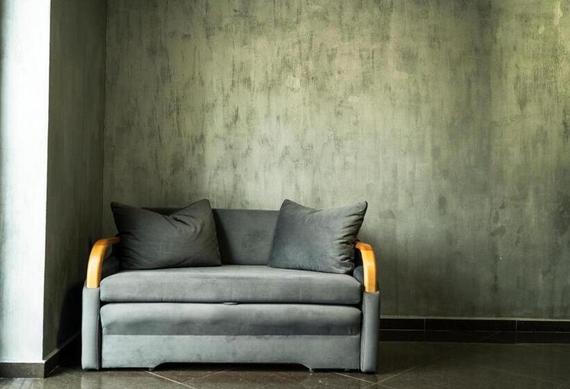 スタンダードルーム, Jurkos