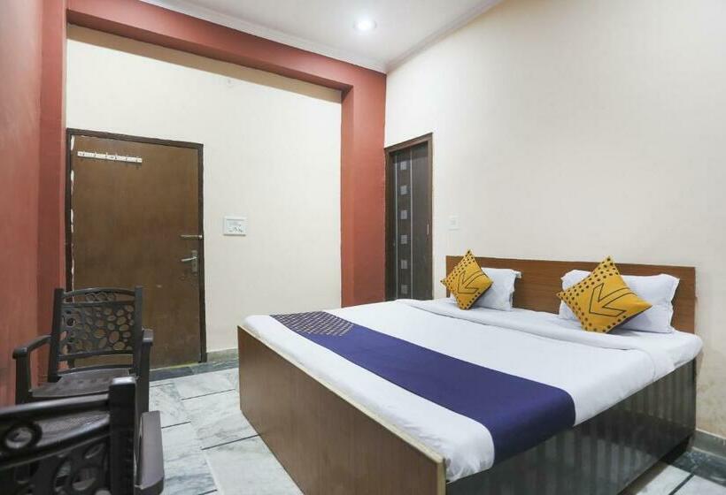 Quarto Estandar, Spot On 74603 Hr Residency