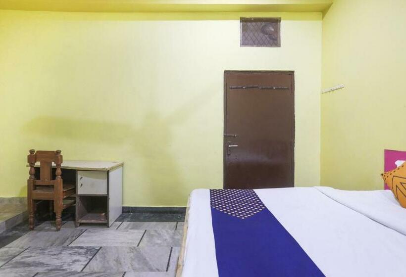 Quarto Estandar, Spot On 74603 Hr Residency