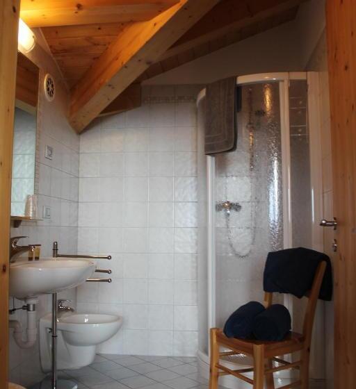 غرفة عائلية, Agritur Fiore