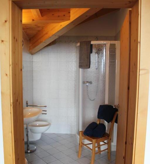 غرفة عائلية, Agritur Fiore