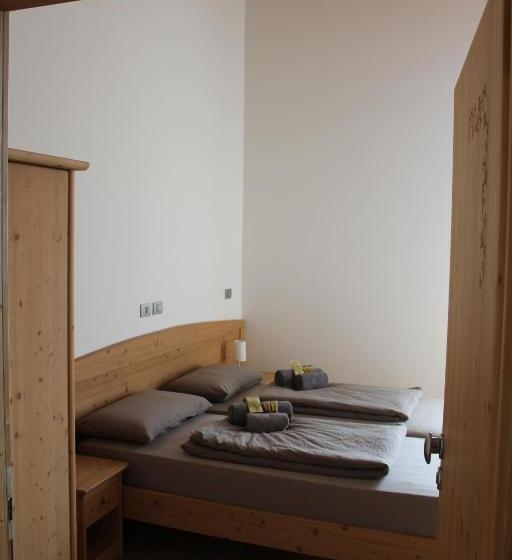 غرفة عائلية, Agritur Fiore