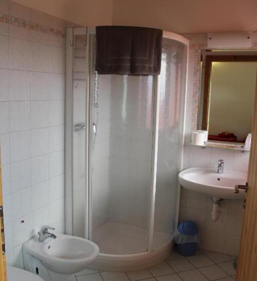 غرفة عائلية, Agritur Fiore