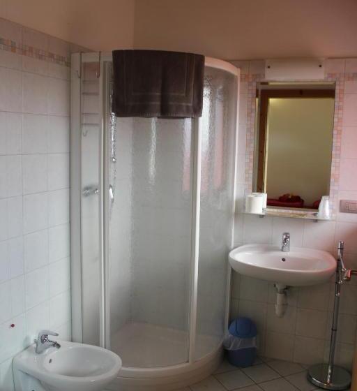 غرفة عائلية, Agritur Fiore