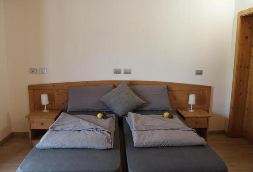 غرفة عائلية, Agritur Fiore