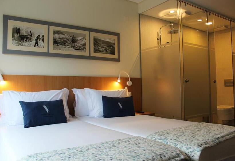 山の見えるスーペリアルーム, Da Vila