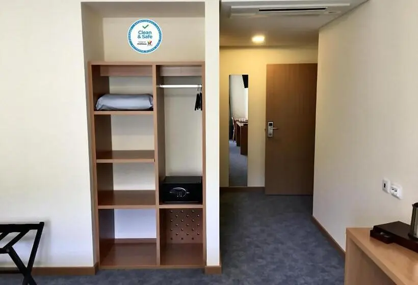 اتاق استاندارد برای معلولان, Da Vila