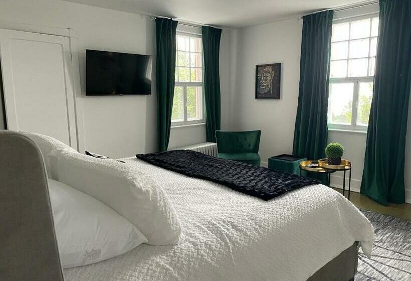 带大床的标准间, Hôtel Le Rustique