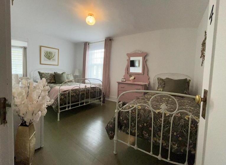 家庭间, Hôtel Le Rustique