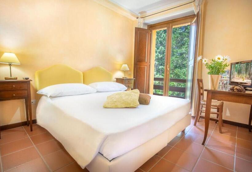 Comfort room with mountain view, Vallicciola Nature