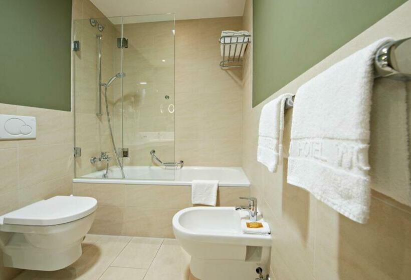 חדר סופריור, Eden Hotel Wolff