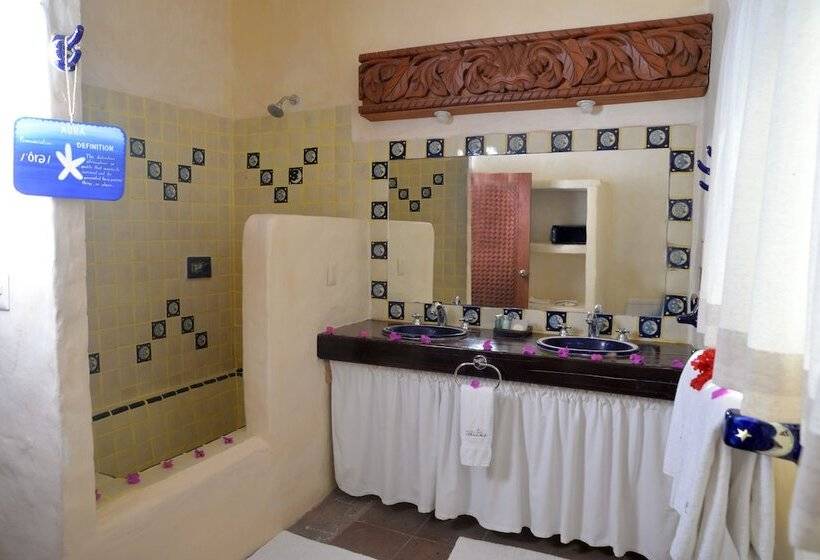 جناح جونيور مزوَّد بجاكوزي, Aura Del Mar