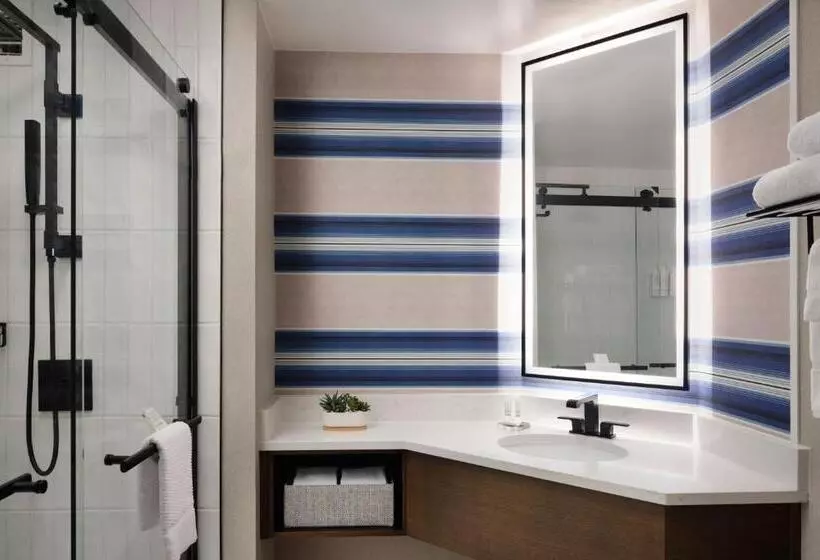Superior-huone King-vuode, Austin Marriott South