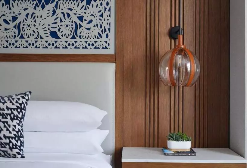 Standard-huone 2 Parivuodetta, Austin Marriott South