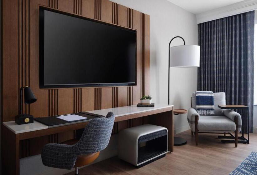 Номер Deluxe, Austin Marriott South