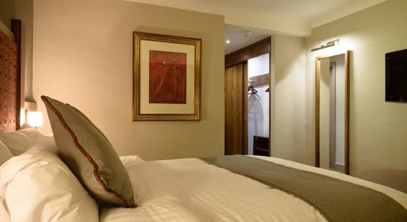 高级大房间, Cedar Court Hotel Huddersfield