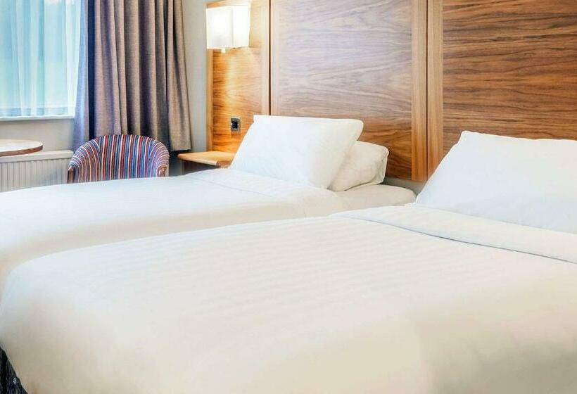 高级大房间, Cedar Court Hotel Huddersfield