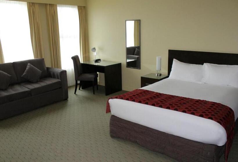 디럭스 스위트, Comfort Inn & Suites City Views