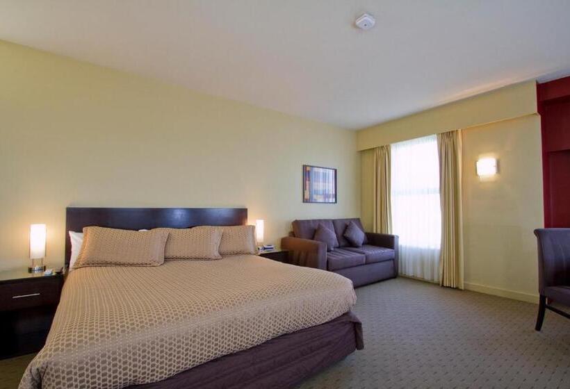 스위트 킹사이즈 침대, Comfort Inn & Suites City Views