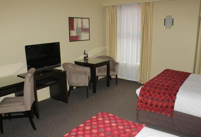 스위트, Comfort Inn & Suites City Views