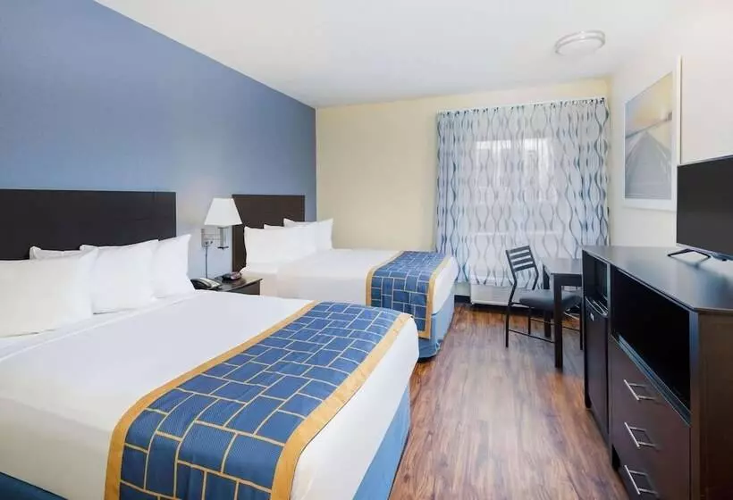 ２ダブルベッドのスタンダードルーム, Days Inn By Wyndham Macon I75 North