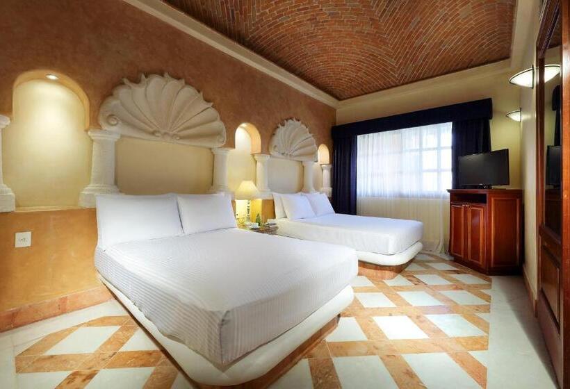 Premium room with terrace, Eurostars Hacienda Vista Real