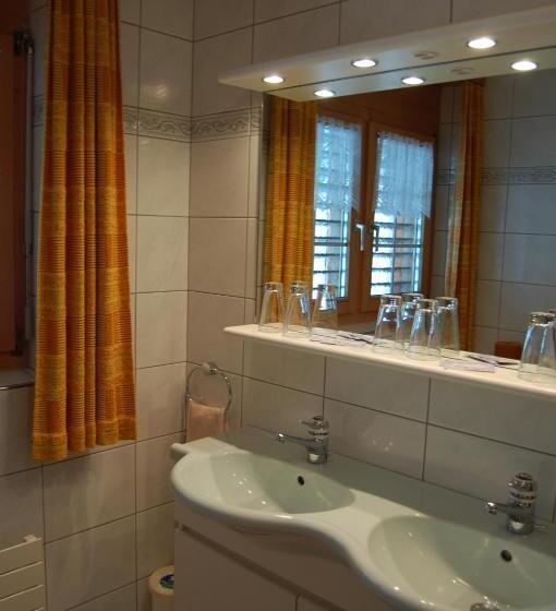 家庭间, Gasthaus Schäfli