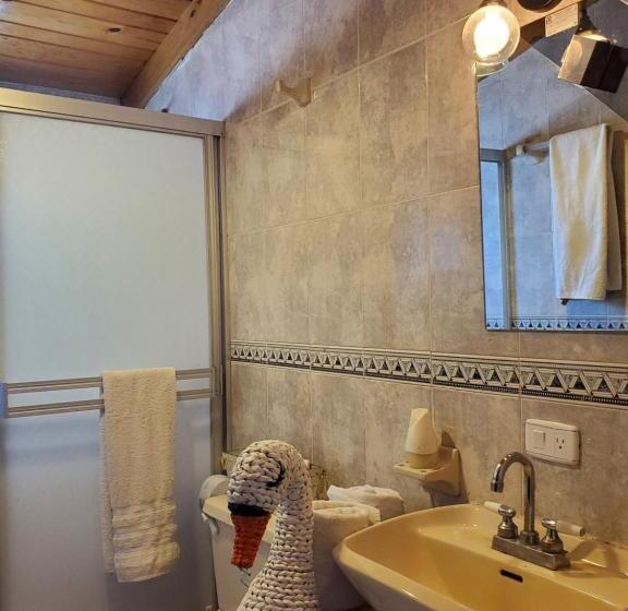 غرفة قياسية ثلاثية حمام مشترك, Hostal Pata De Perro