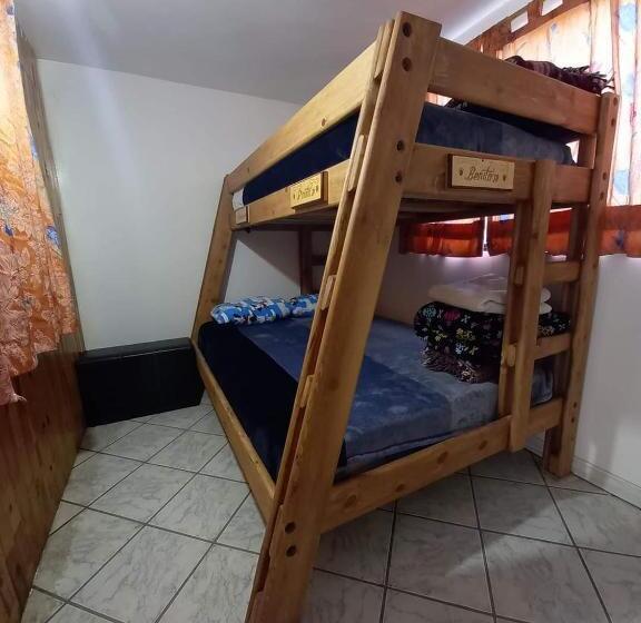 غرفة قياسية ثلاثية حمام مشترك, Hostal Pata De Perro
