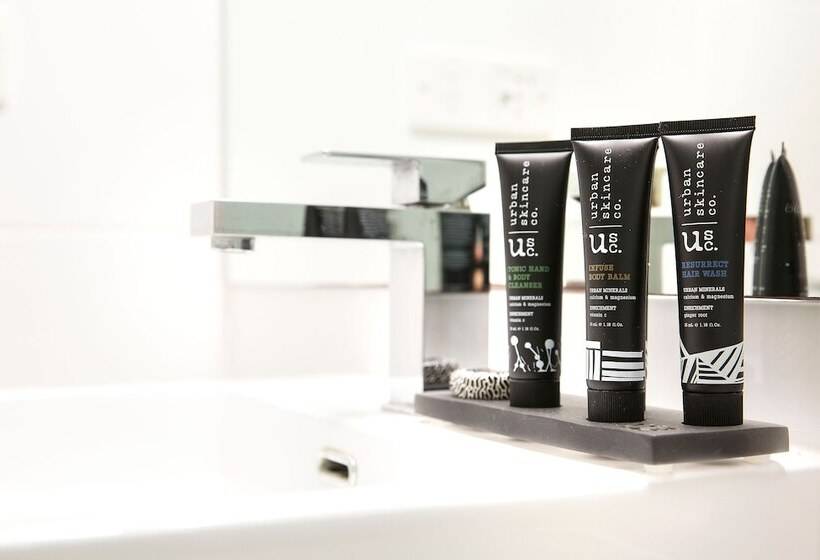 إستوديو قياسى, Mantra On Russell