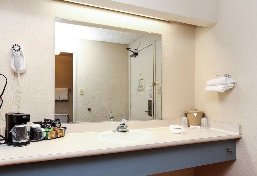 غرفة ديلوكس, Red Roof Inn Santa Ana