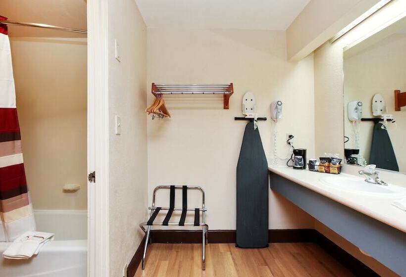 غرفة سوبيريور, Red Roof Inn Santa Ana