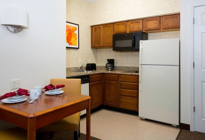 جناح, Residence Inn Kansas City Olathe