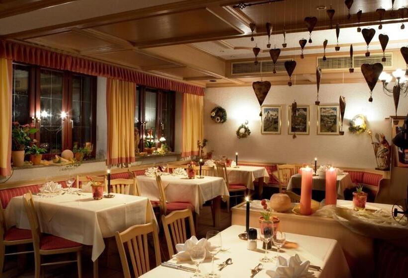 Номер Стандарт Индивидуальный, Und Restaurant Landshuter Hof