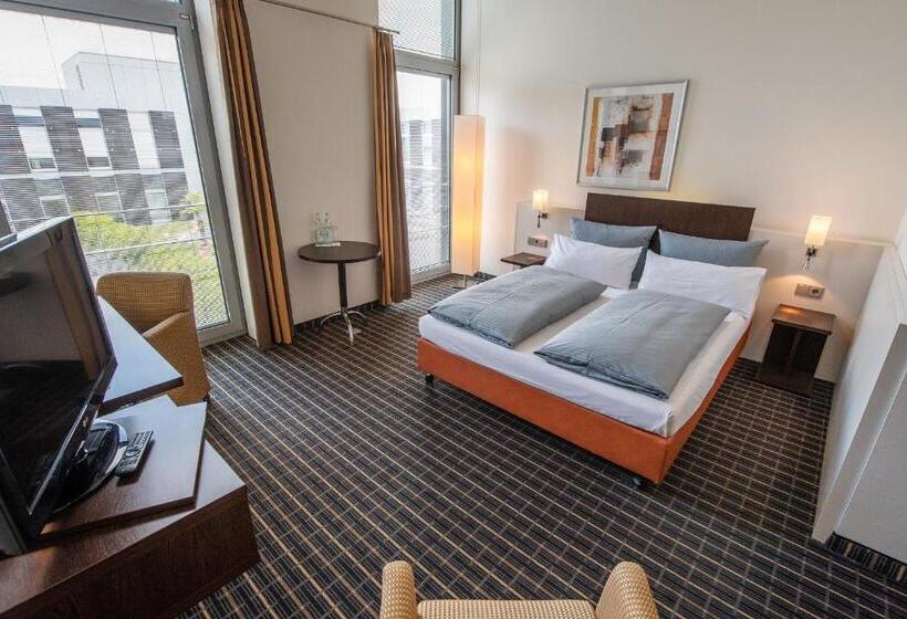 Номер Стандарт, Livenwork Hotel & Coworking Gvz Ingolstadt