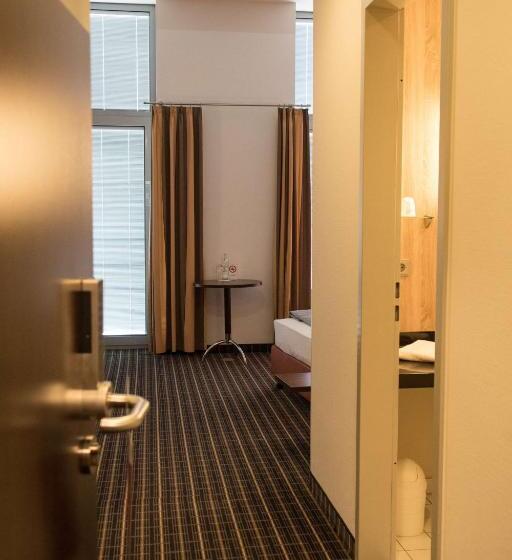 חדר סטנדרט, Livenwork Hotel & Coworking Gvz Ingolstadt