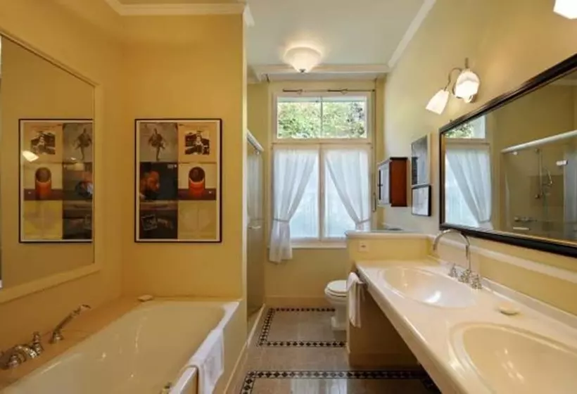 スイート, Unique Hotel Innere Enge