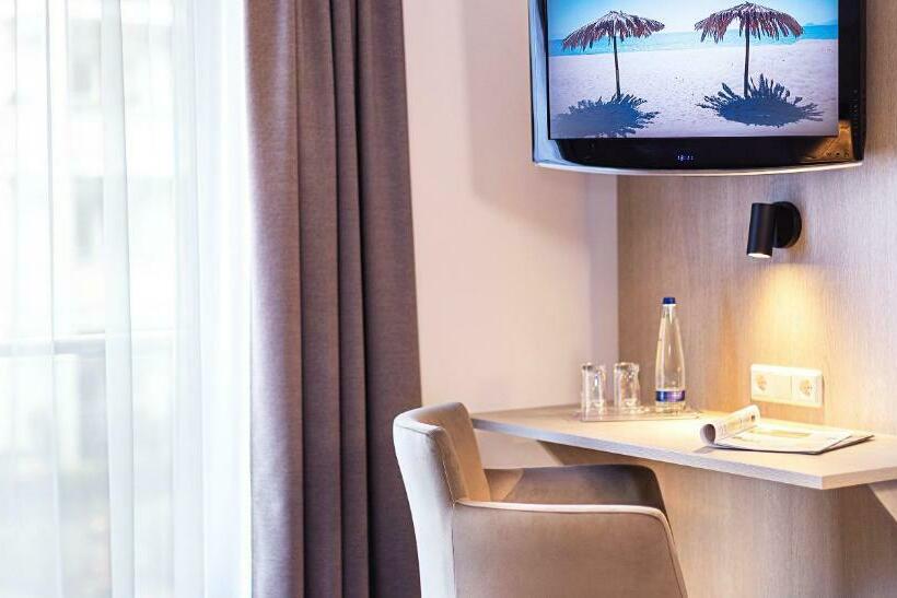 Номер Комфорт, Victor S Residenz Hotel Gummersbach